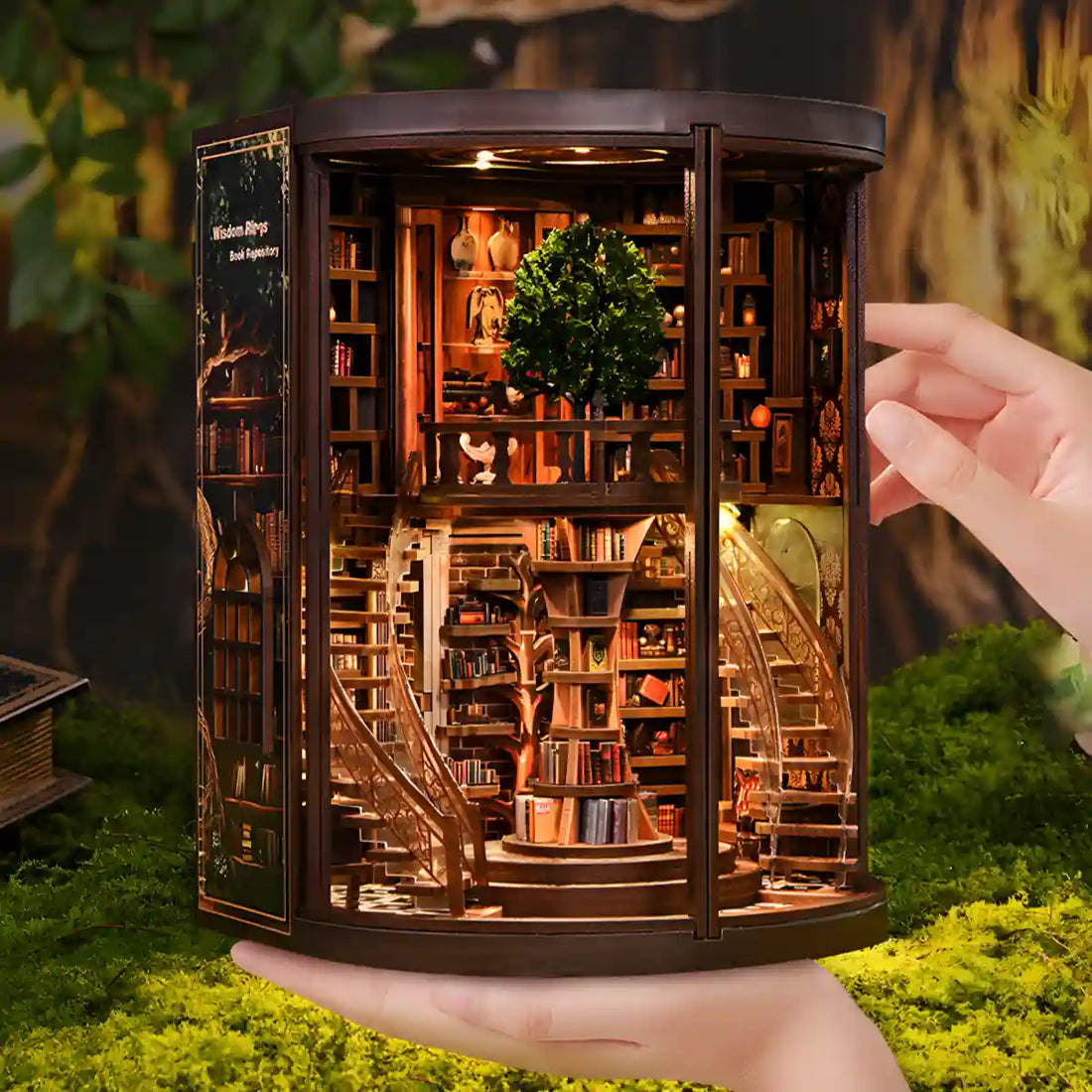 The Elder Oak book nook kit β detail view 2