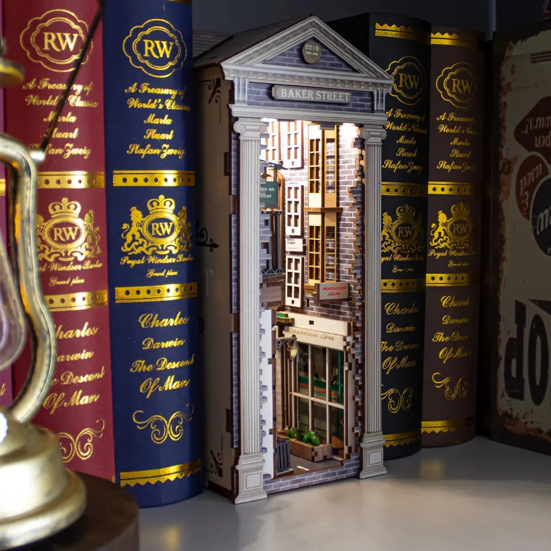 Book Nook - 221B Baker Street