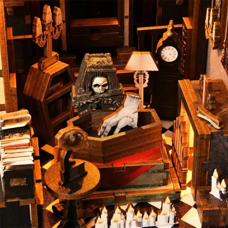 Dark Family book nook kit – detail view 7