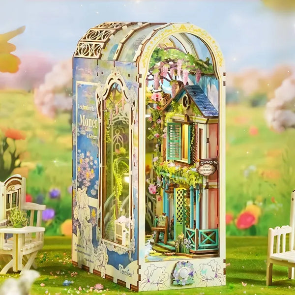 Book Nook - Giverny Garden