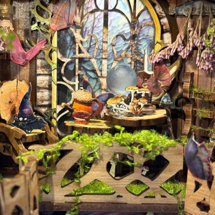 Green Fairyland book nook kit – detail view 5