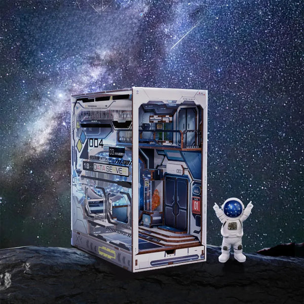 Book Nook - Alien Hub