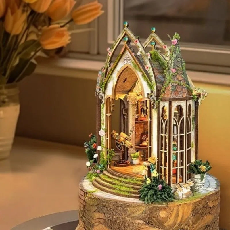 Book Nook - Dreamland Floral Studio