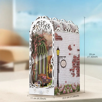 Book Nook - Flower House