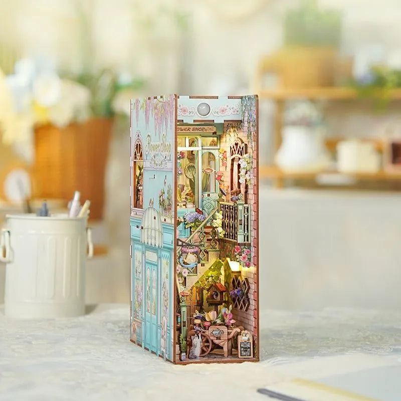 Flower Shop Book Nook Kit – DIY Two-Storey Florist