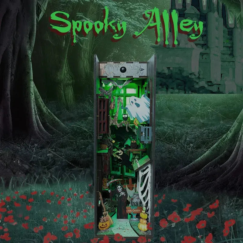 Halloween Alley book nook kit – detail view 4