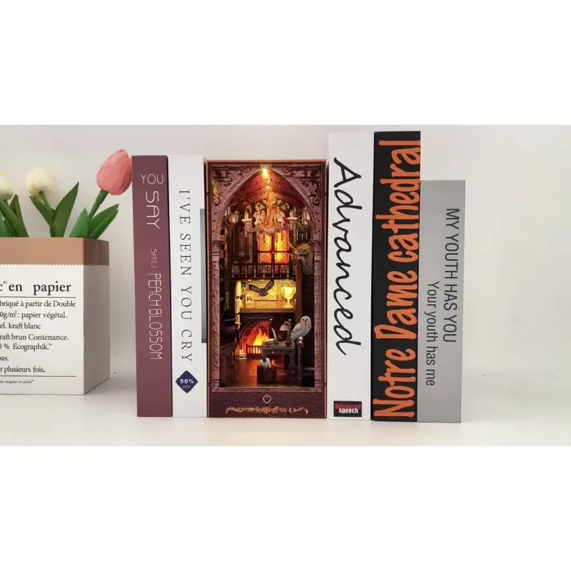 Wizard School Alley book nook kit – detail view 6