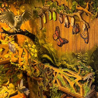 Book Nook - Insect Story