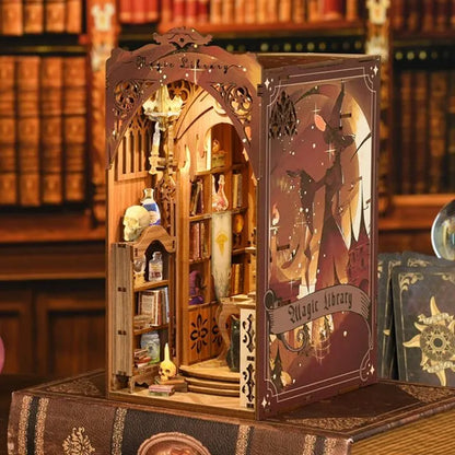 Book Nooks - Magic Library