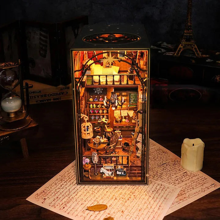 Book Nook - Mira's Magic House