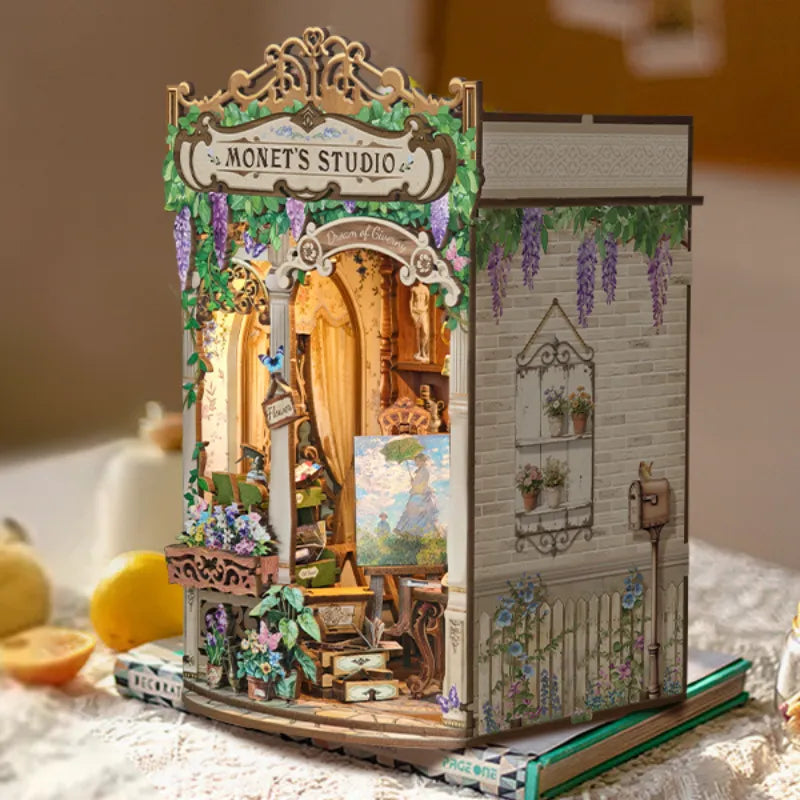 Monet's Impression Book Nook Kit – DIY Miniature Artist's Studio