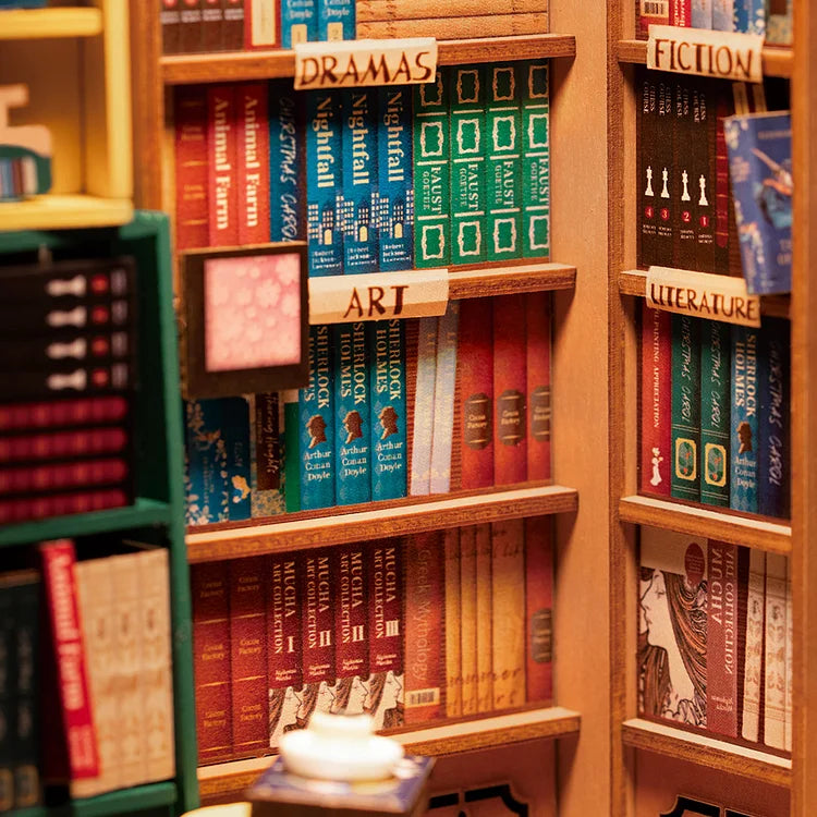 Shakespeare Book Nook Kit – DIY Paris Bookshop (TGB07)