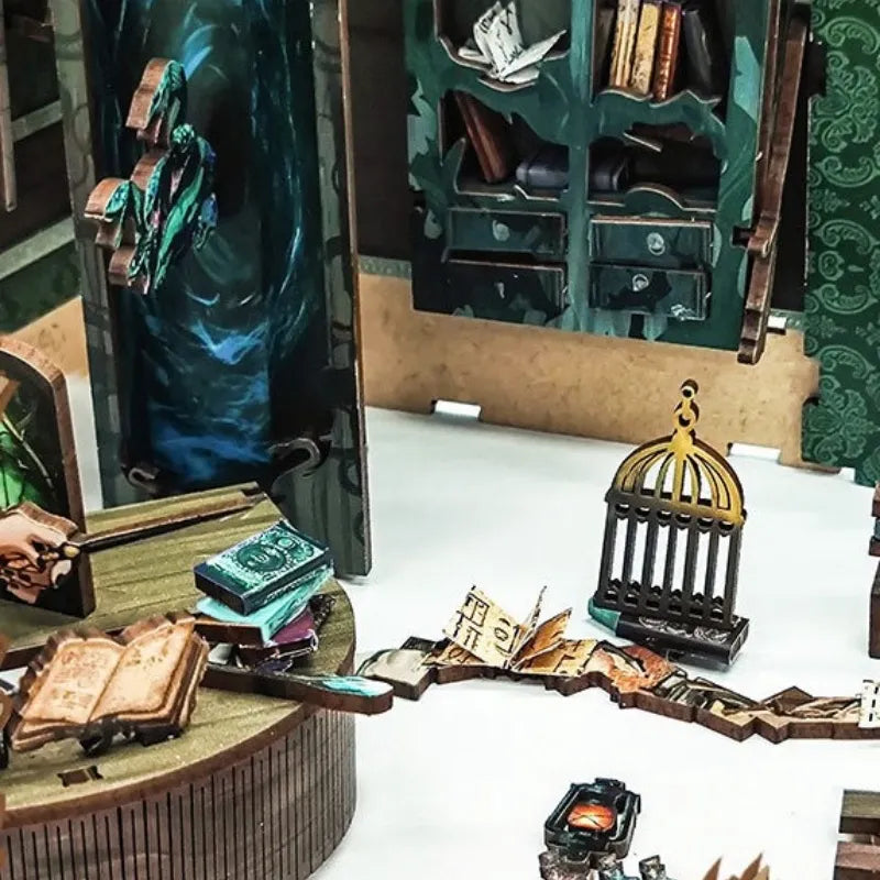 Book Nook - Snake House