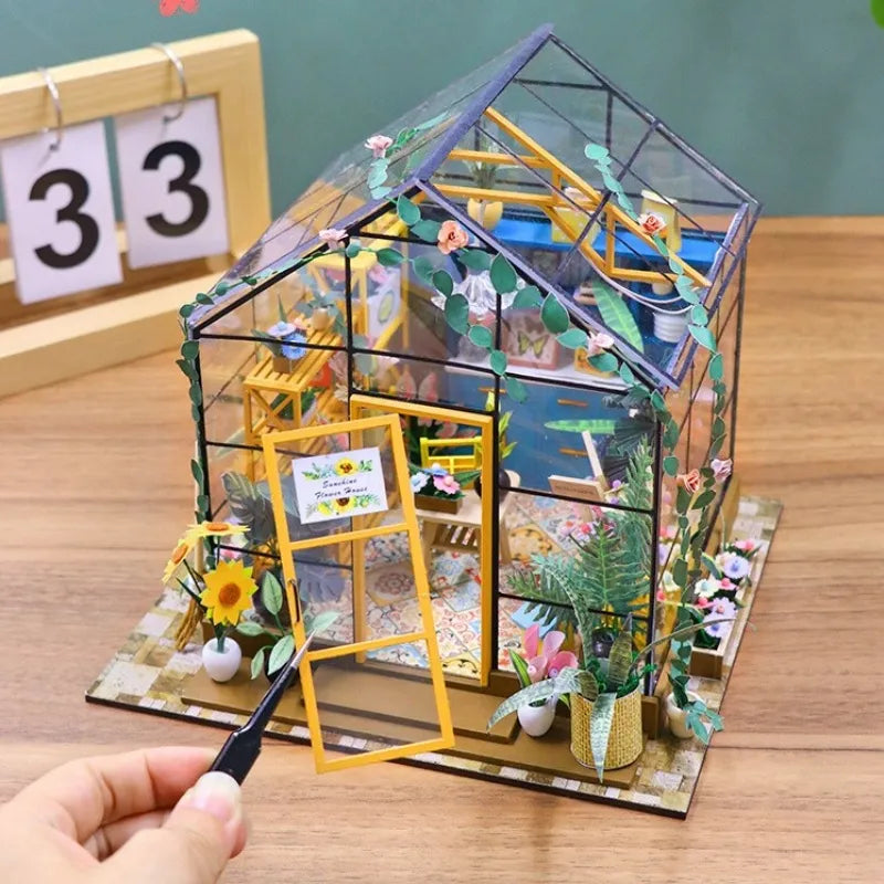 Miniature House - Sunshine Flower House