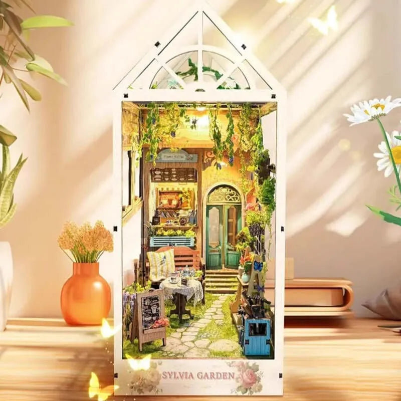 DIY Book Nook - Sylvia Garden