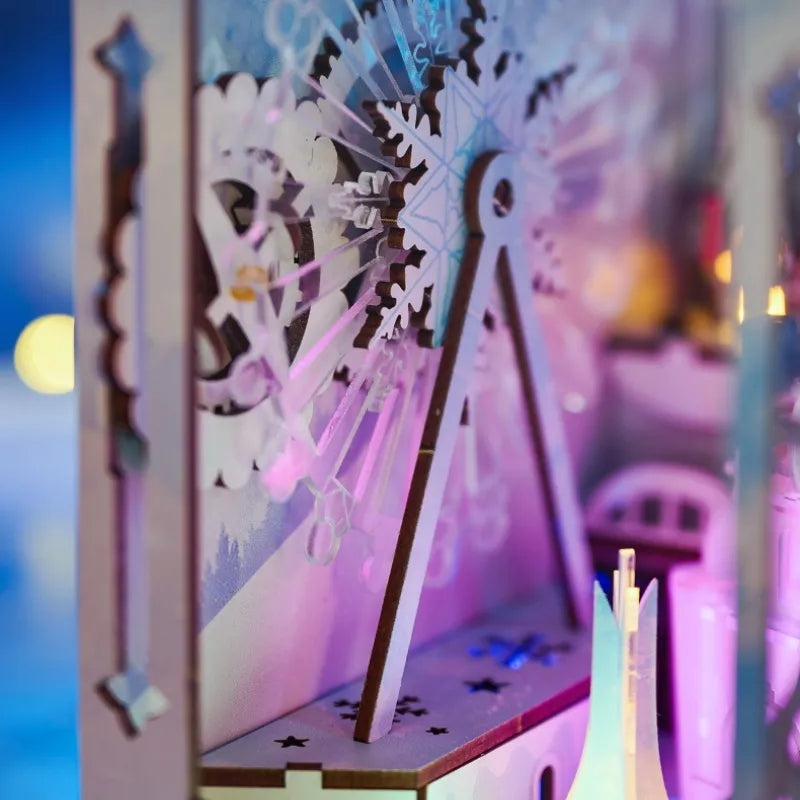Book Nook - The Great Ice World