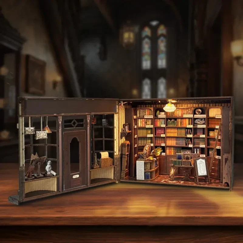Hoggor Bookstore Miniature House Kit – DIY Old Bookshop