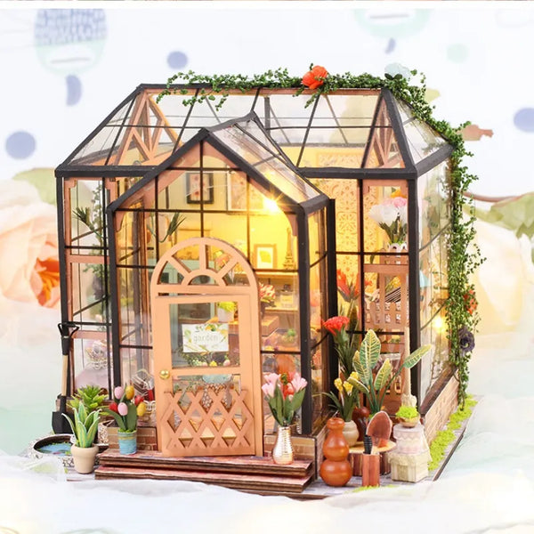 Miniature House - Jenny Greenhouse